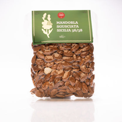 Mandorla Sgusciata Sicilia
